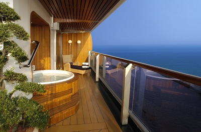 Holland America Line Vista-Class Accomodation Pinnacle Suite Verandah.jpg