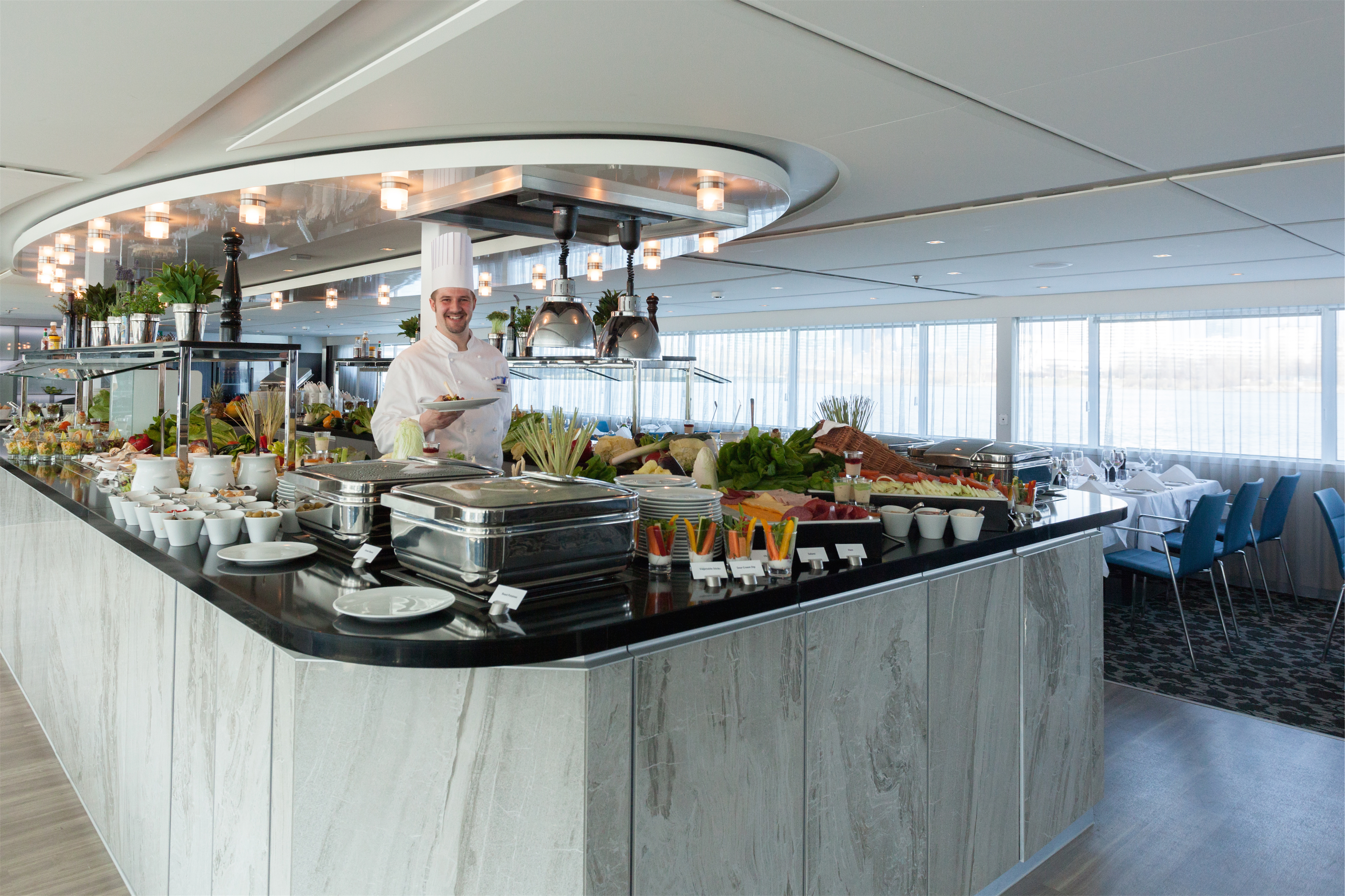 Scenic Diamond - Crystal Dining