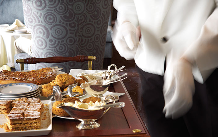 Oceania Cruises Sirena Interior afternoon-tea.jpg