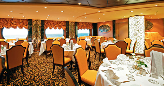 MSC Cruises Fantasia Class Il Cerchio d'Oro1.jpg