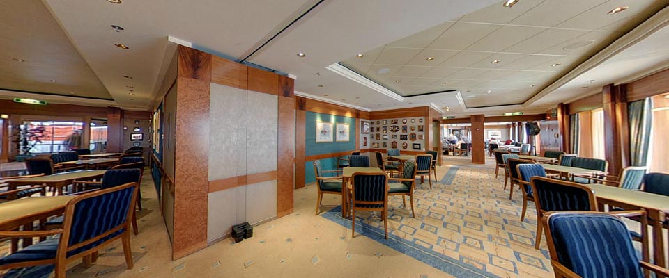 P&O Cruises Aurora Interior Vanderbilts.jpg