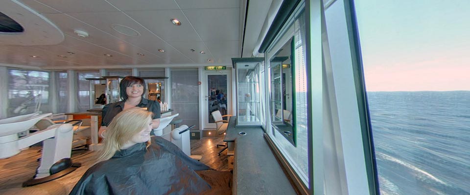 P&O Cruises Aurora Interior Oasis Salon.jpg