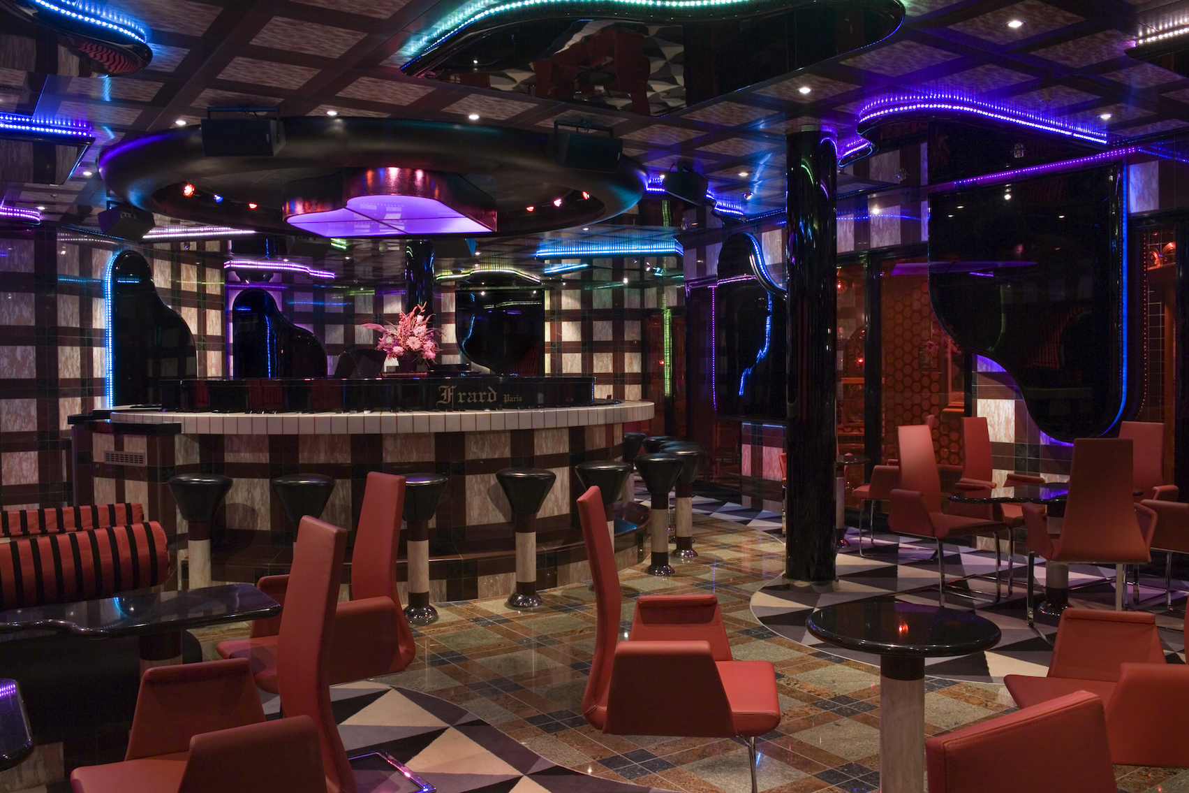 Carnival Splendor Grand Piano Bar 1.jpg