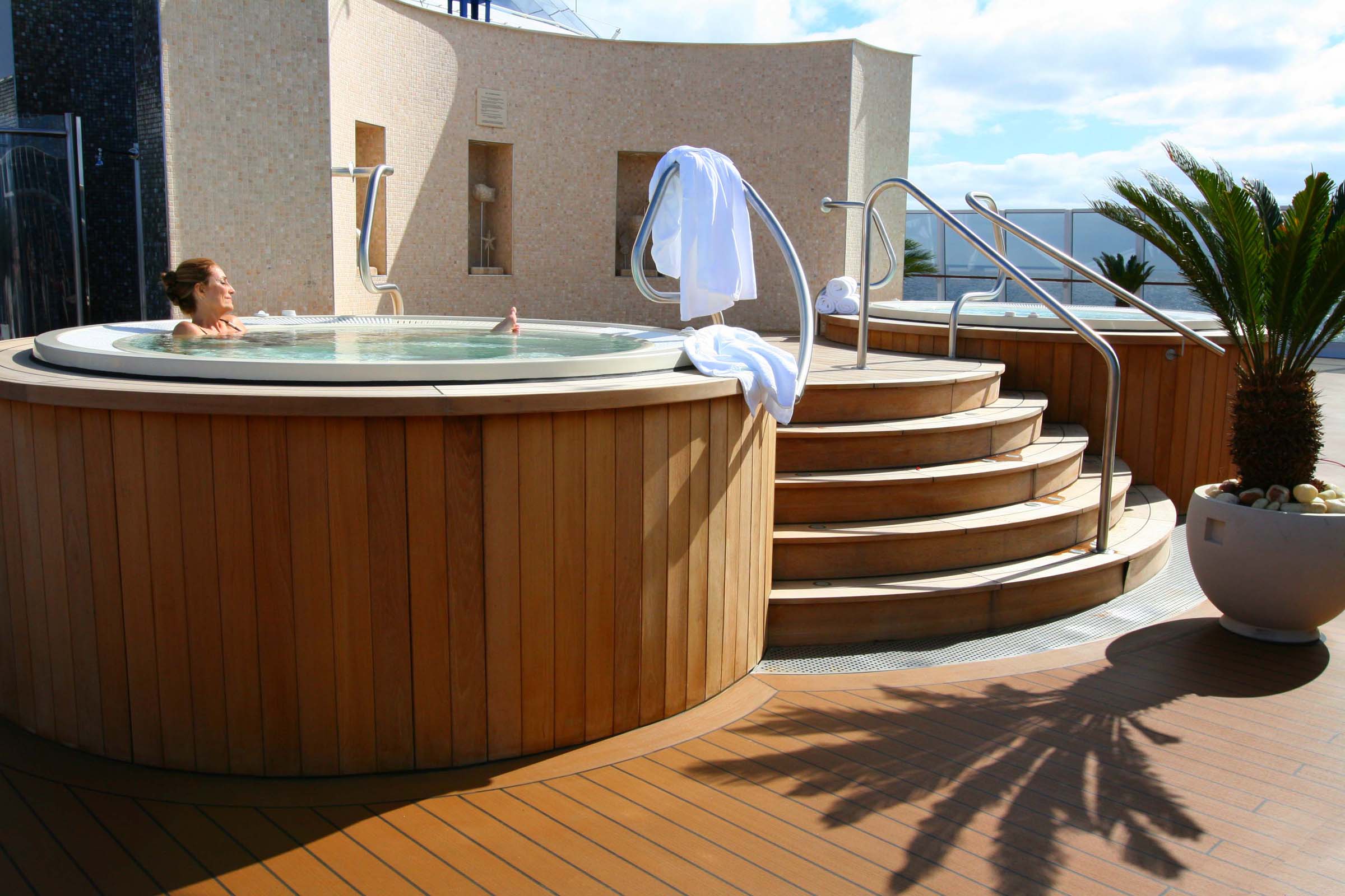 Oceania Cruises Oceania Class Interior Spa Private Terrace.jpg