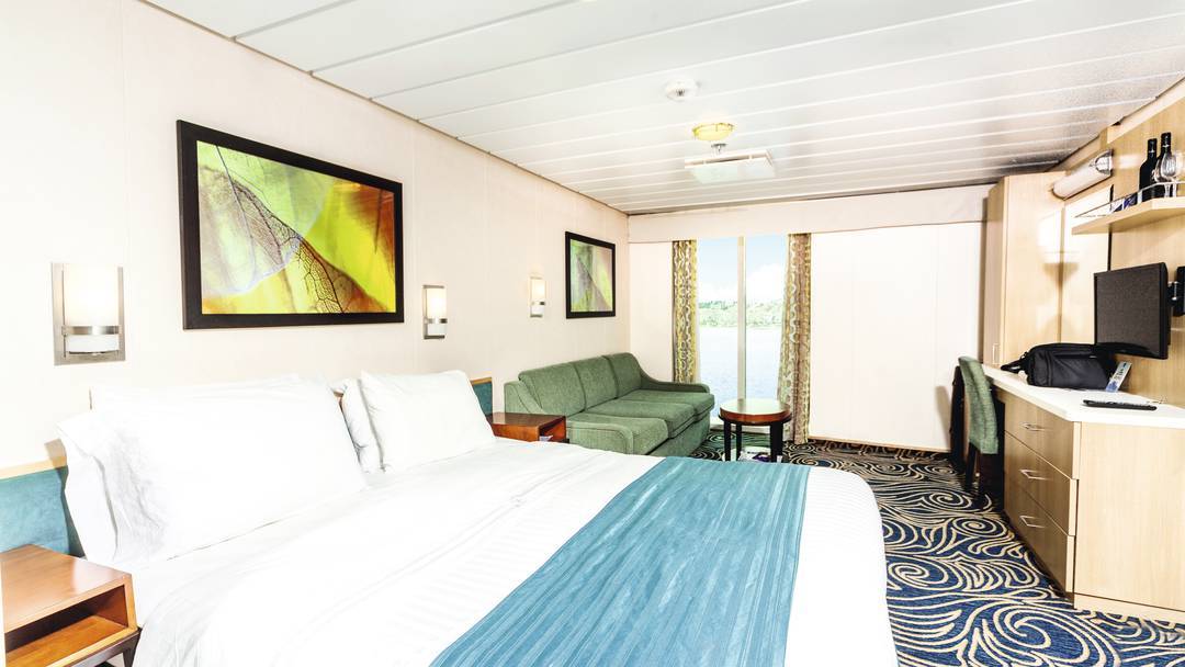 Thomson Cruise Thomson Discovery Accommodation Deluxe Cabin.jpg