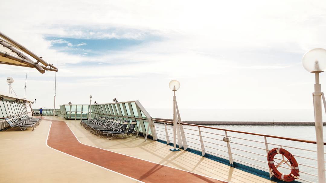 Thomson Cruise Thomson Discovery Exterior Jogging Track 2.jpg