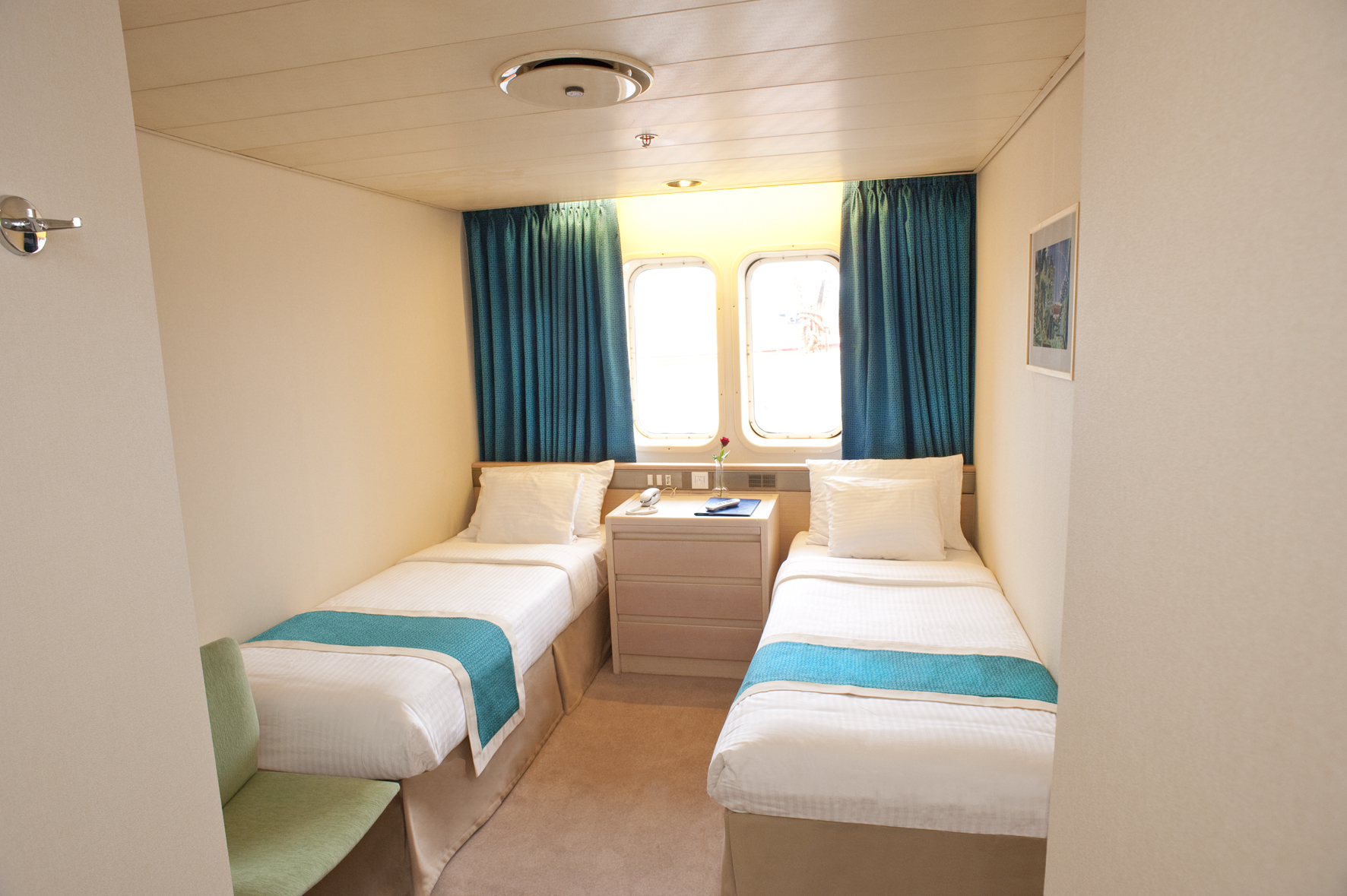 Voyages to Antiquity Aegean Odyssey Accommodation Premium Outside 4.jpg