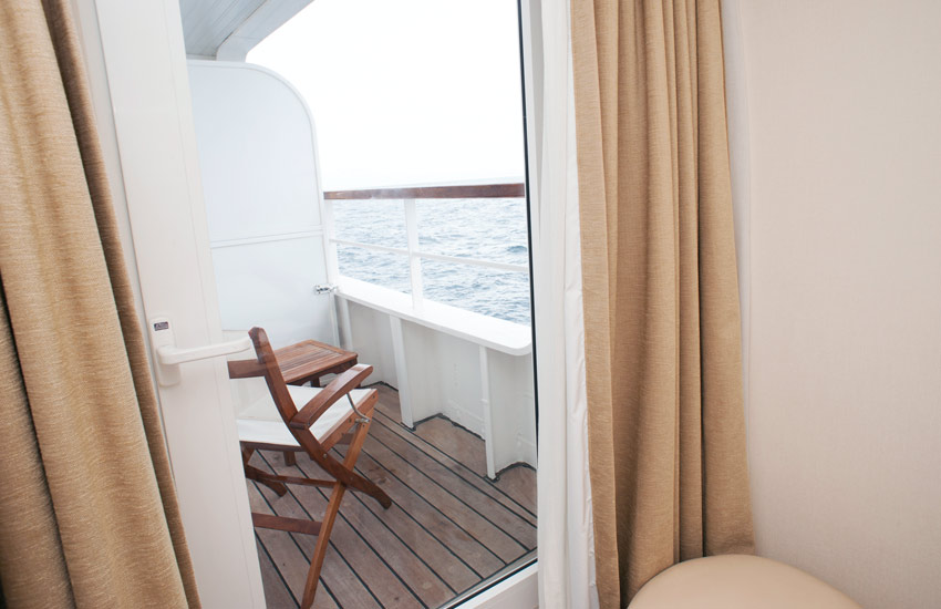 Voyages to Antiquity Aegean Odyssey Accommodation Single Deluxe with balcony.jpg