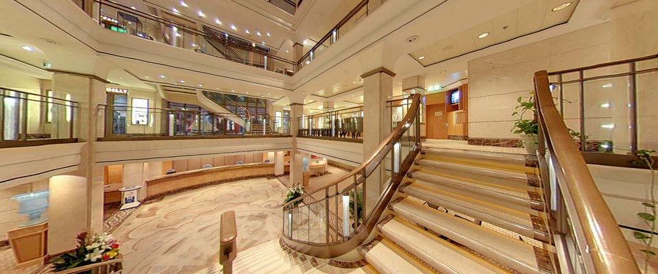 P&O Cruises Aurora Interior Atrium 4.jpg