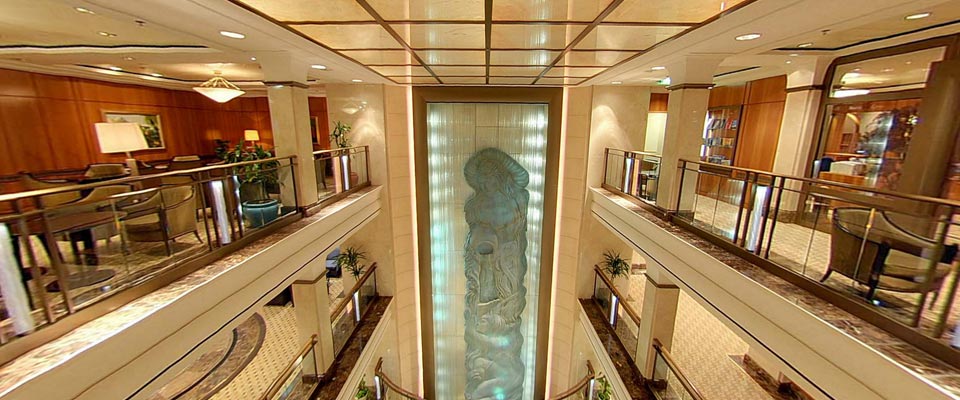 P&O Cruises Aurora Interior Atrium 2.jpg