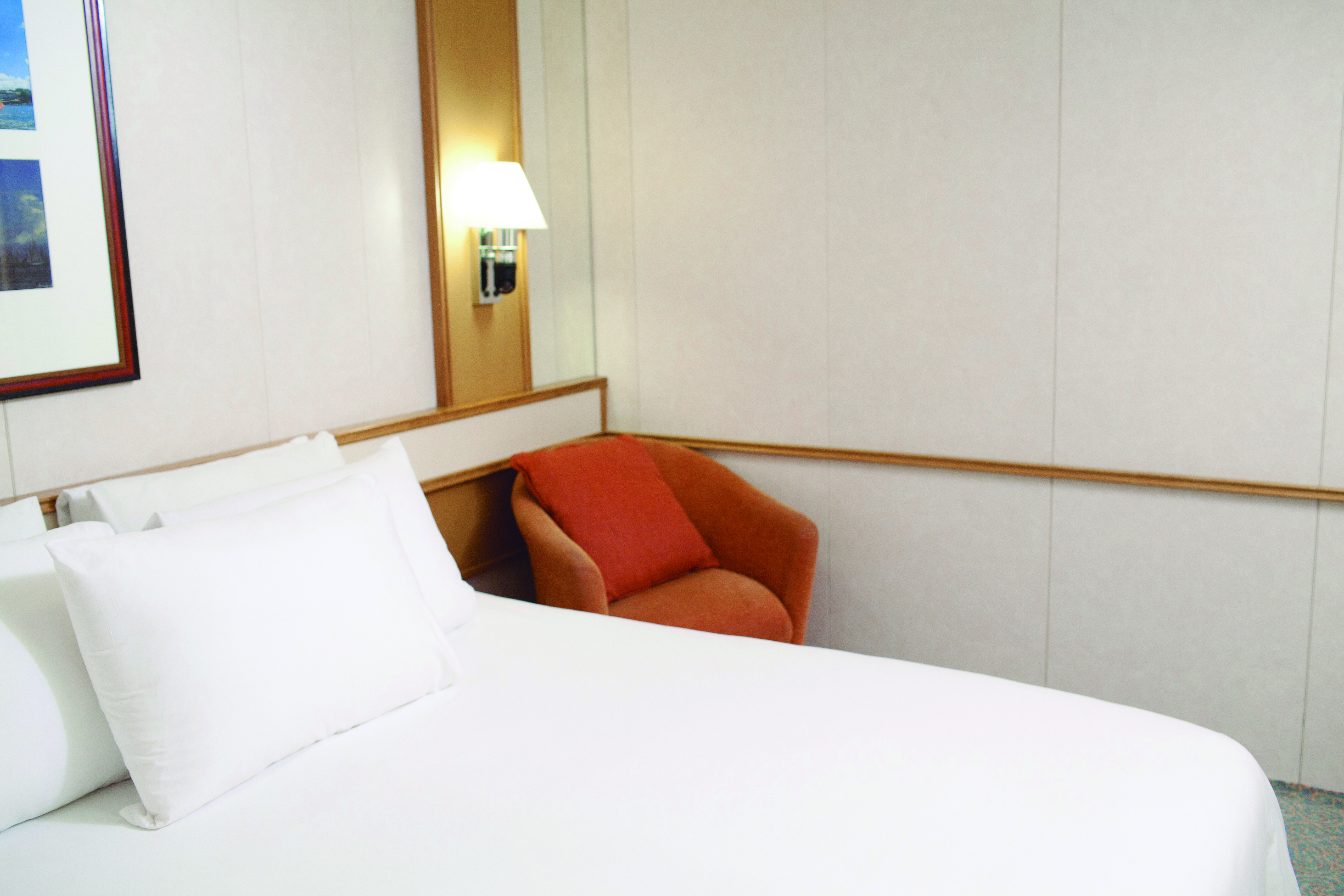 Pullmantur Zenith Accommodation Inside 1.jpg
