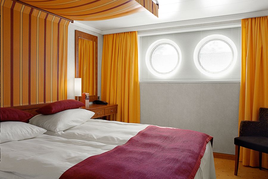 A-ROSA LUNA A-ROSA STELLA Accommodation 2 Bed Outdoor Cabin.jpg