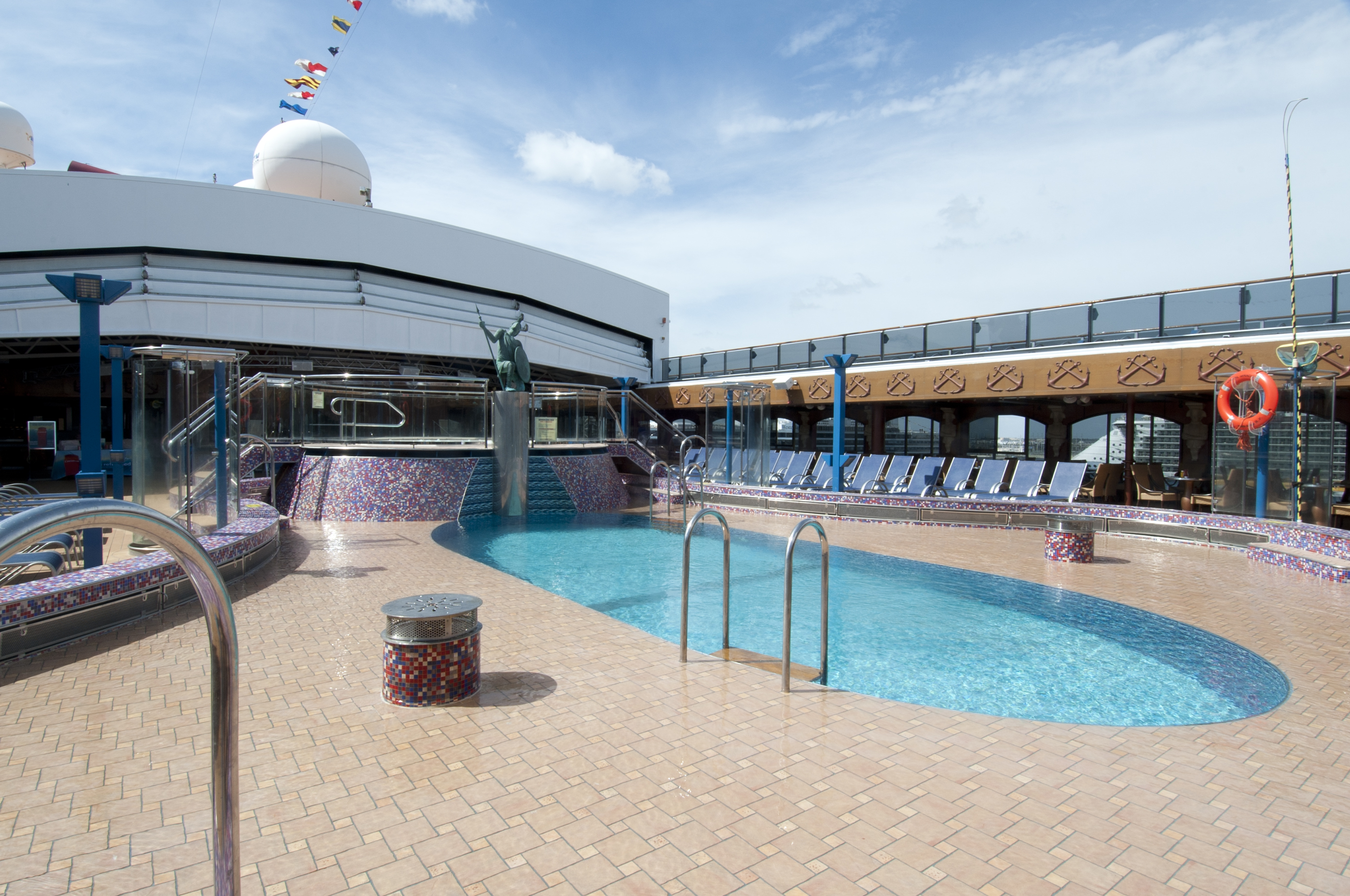 Carnival Miracle Ulysses Pool 2.jpg