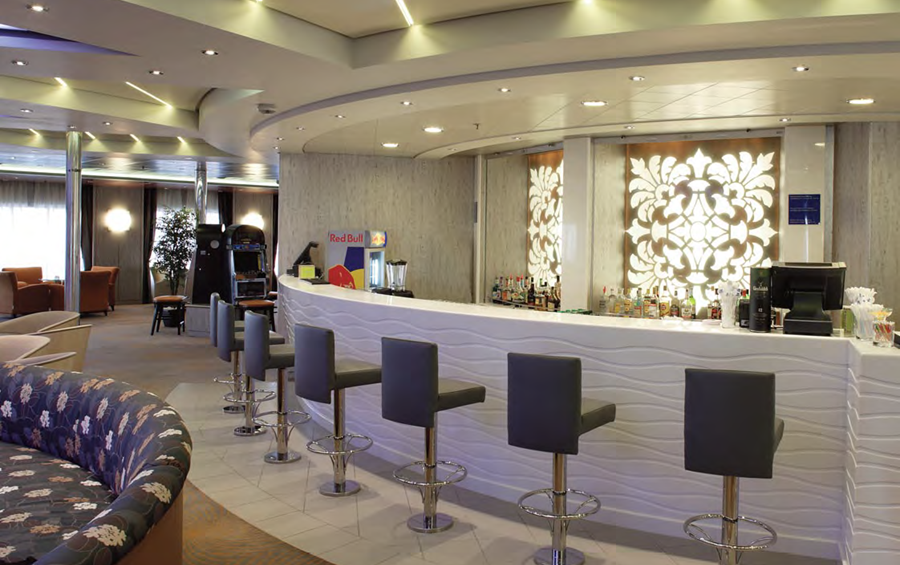 Cruise & Maritime Voyages Magellan Interior Captain's Club.png