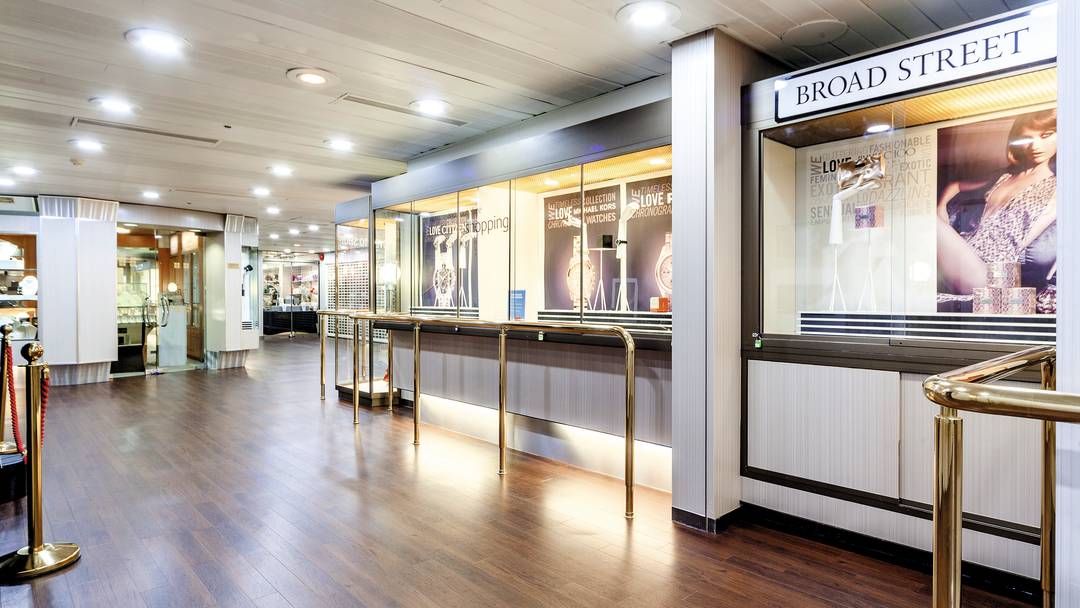 Thomson Cruises Thomson Celebration Interior Broad Street Shops 1.jpg
