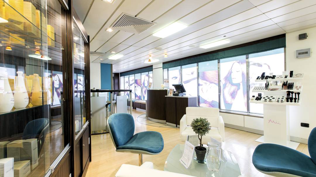 Thomson Cruises Thomson Celebration Interior Oceans Beauty Salon and Spa 2.jpg