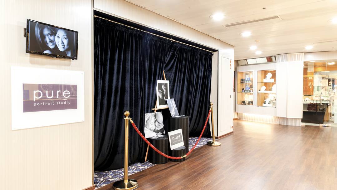 Thomson Cruises Thomson Celebration Interior Pure Portrait Studio 2.jpg