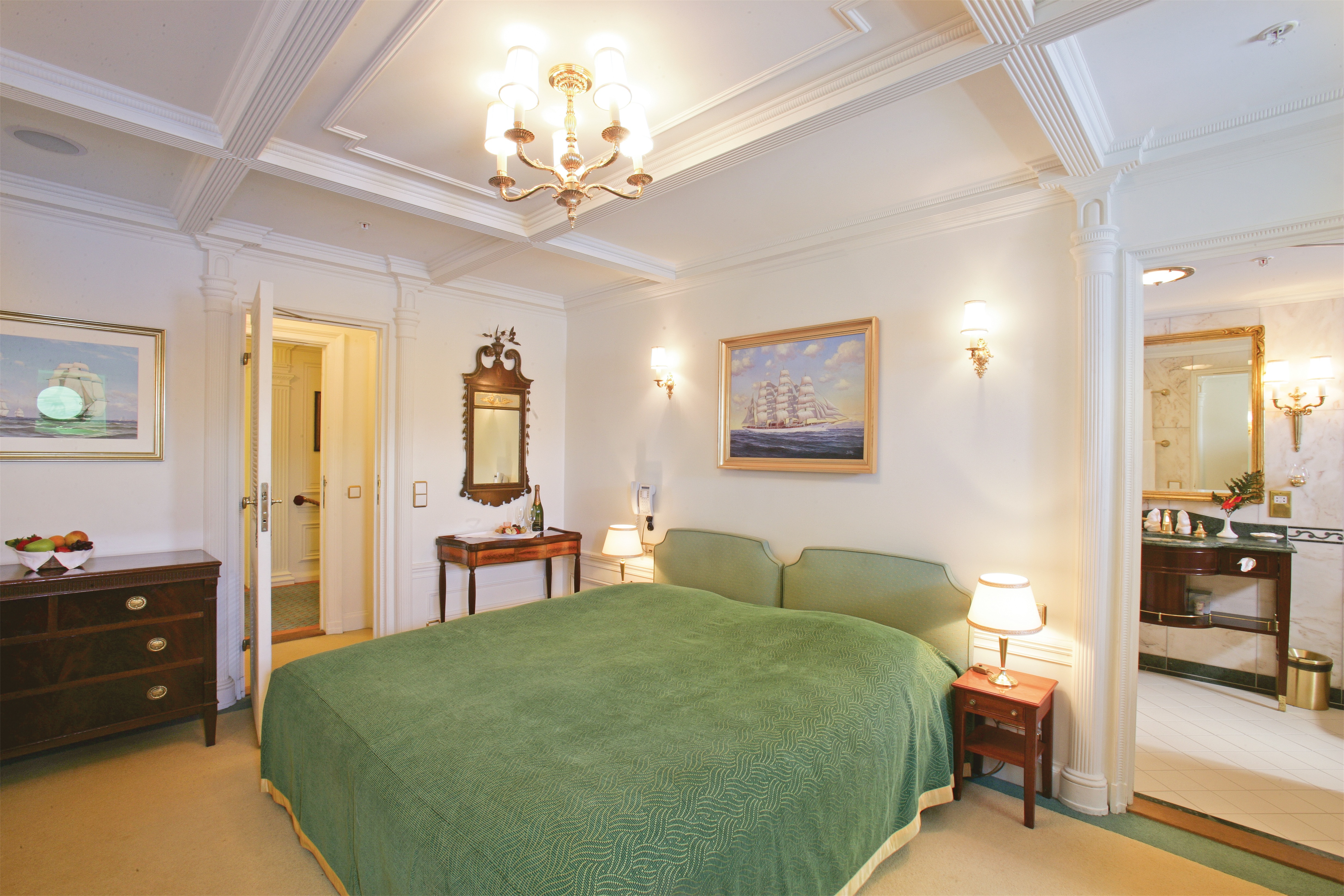 Lindblad Expeditions Sea Cloud Accommodation Category B 2.jpg