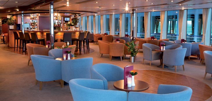 Saga River Cruises Regina Rheni II Interior Bar Lounge 1.jpg