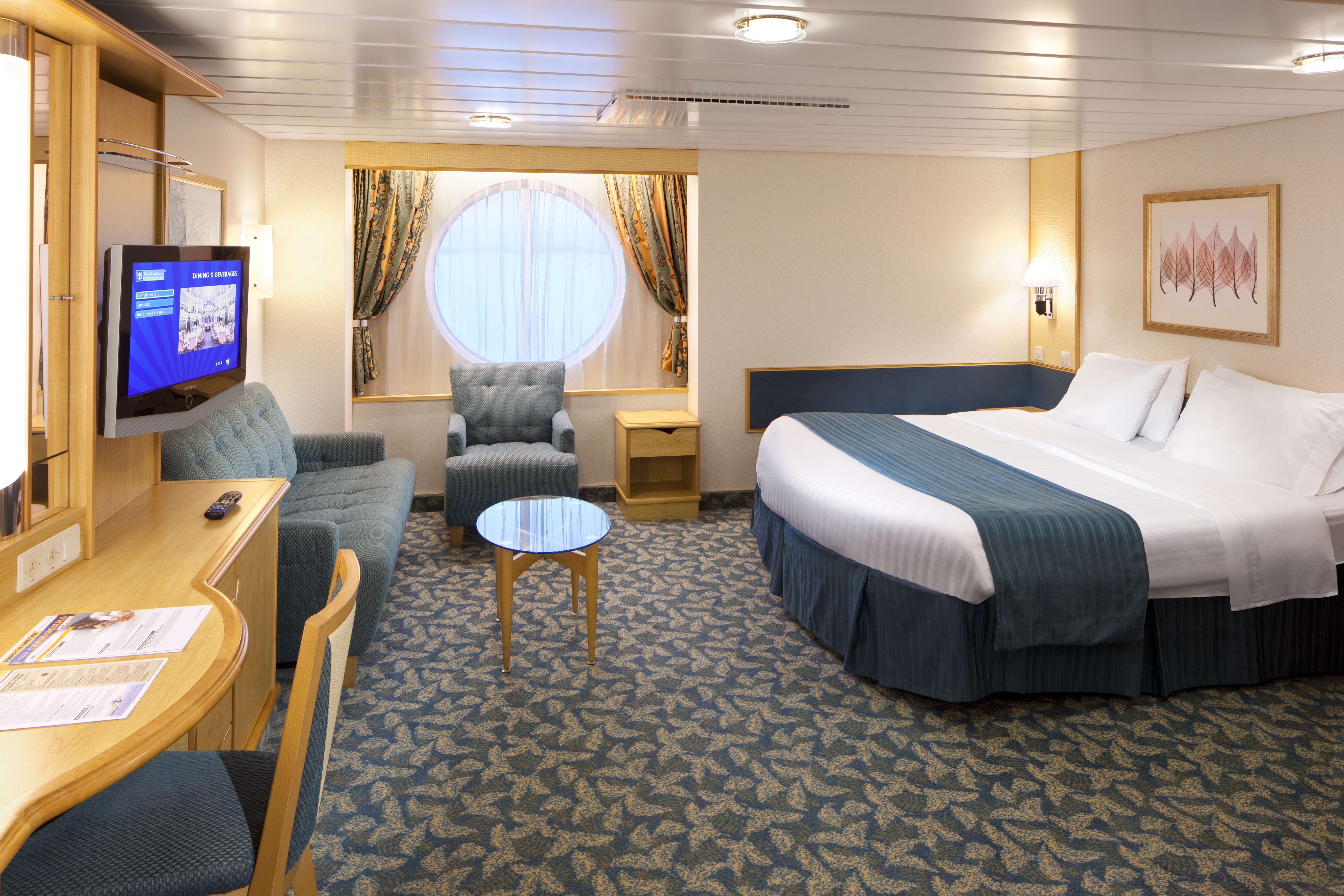 Royal Caribbean International Liberty of the seas Accommodation RCI_LB-AccOceanview_AY_.jpeg