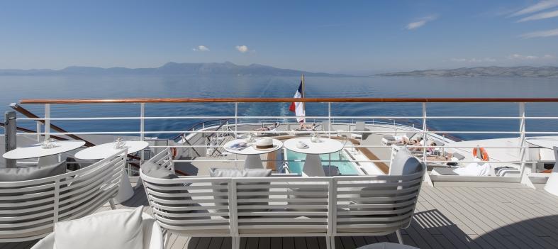 Ponant Le Lyrial Pool area.jpg