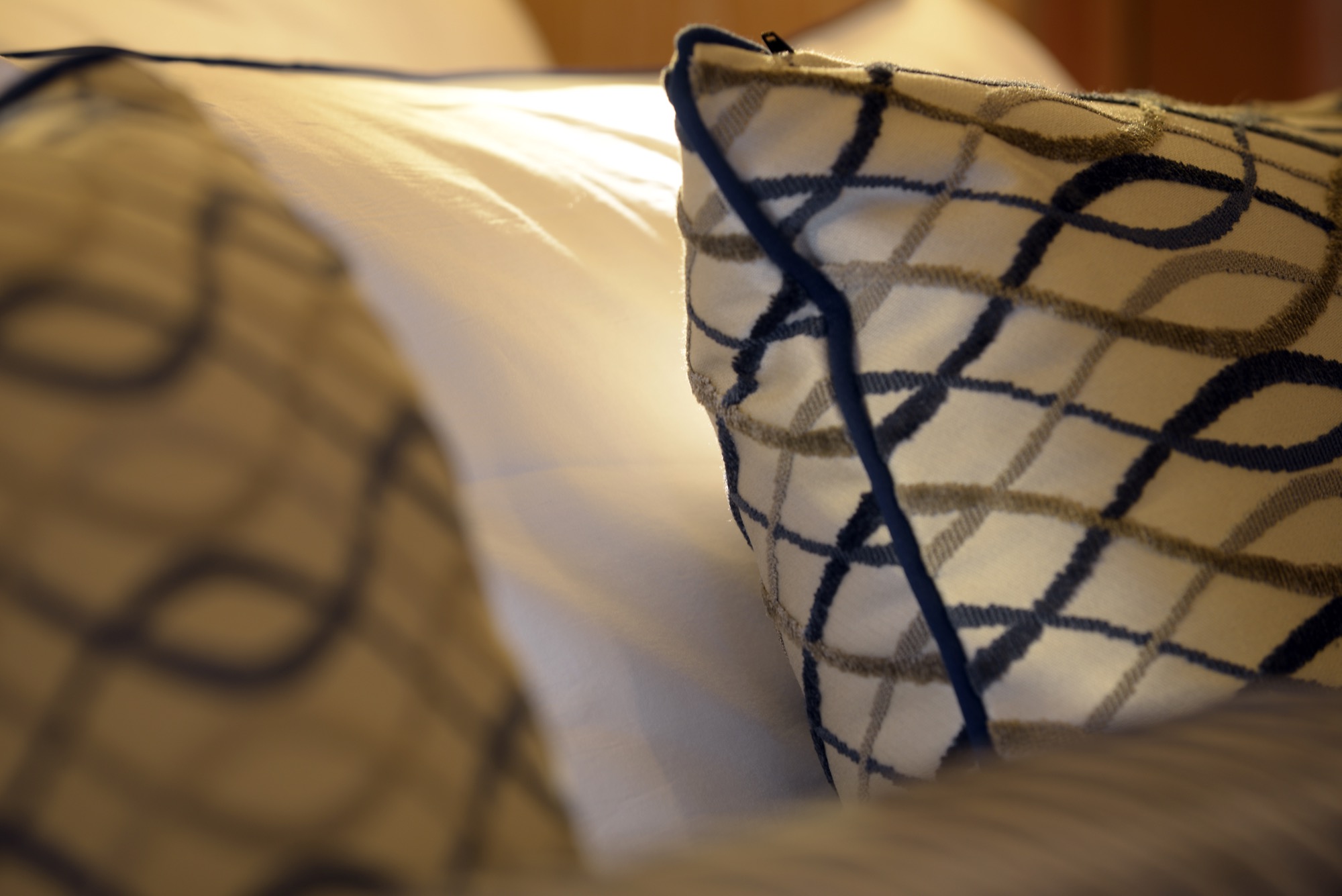Windstar Wind Star & Wind Spirit Accommodation Suite 15.jpg