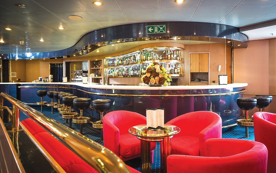 Cruise & Maritime Voyages Azores Interior Sirens Bar.jpg