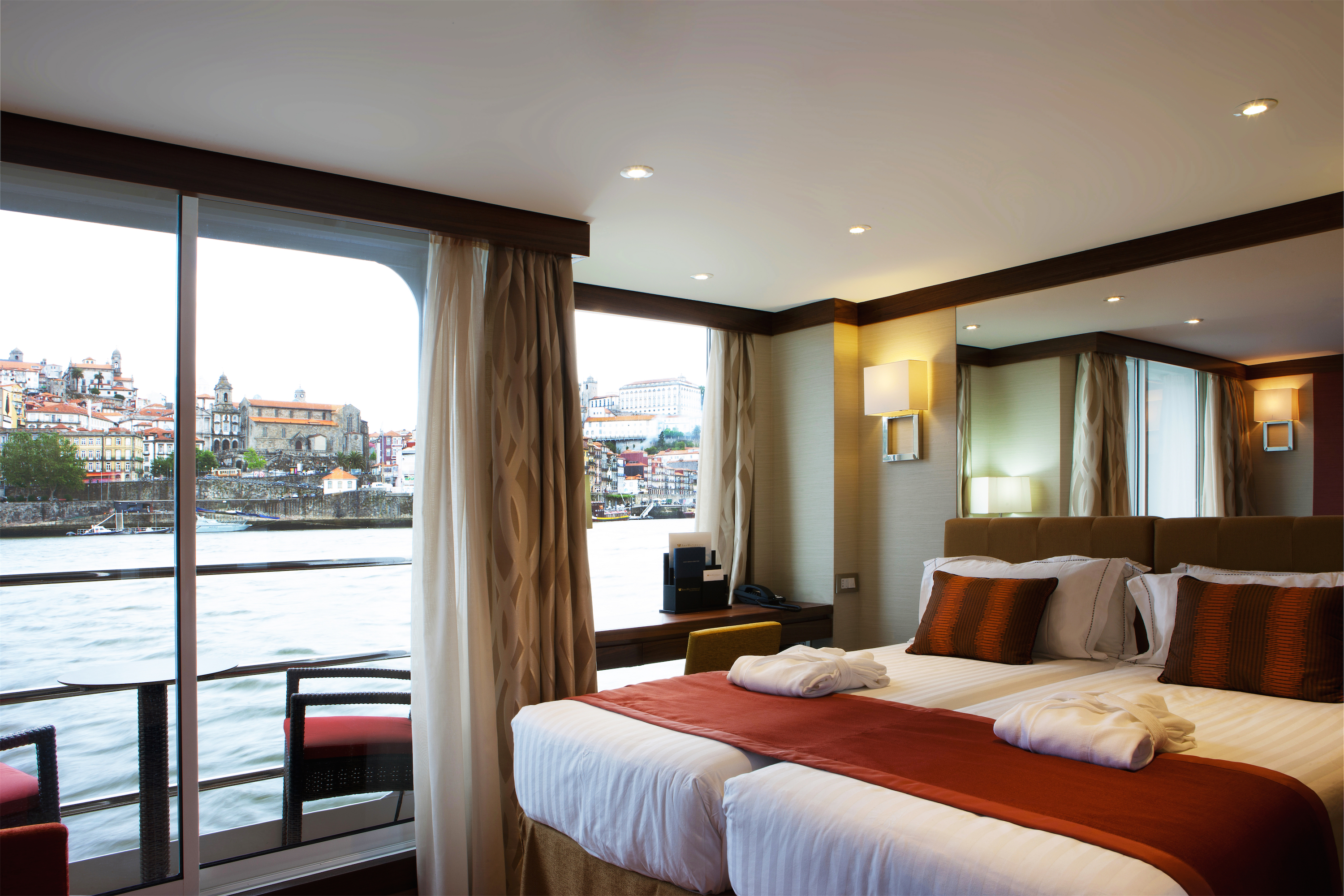 AmaWaterways AmaVida Accommodation Balcony Stateroom 2.jpg