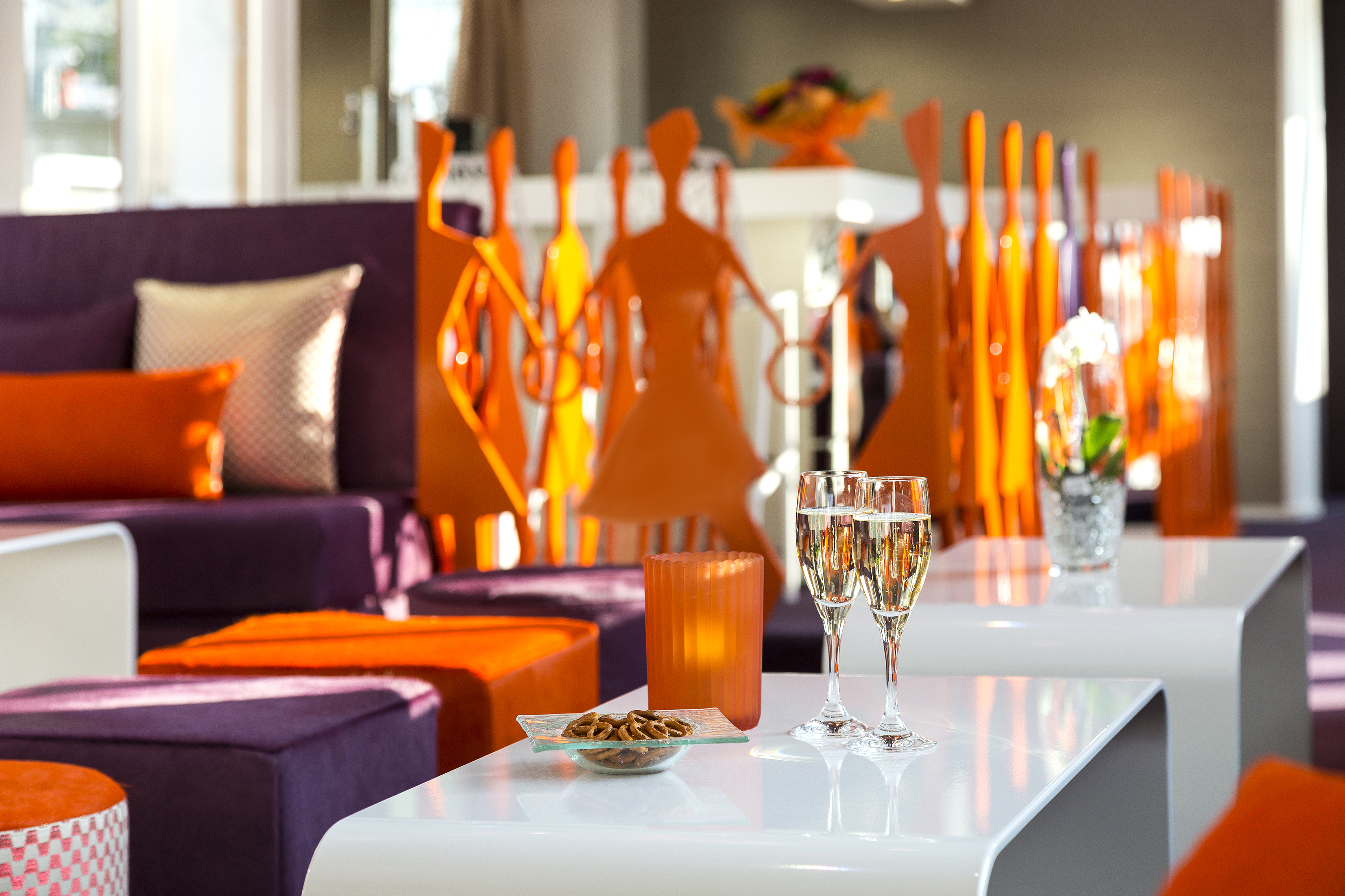 CroisiEurope MS Raymonde Interior Lounge Bar 1.jpg