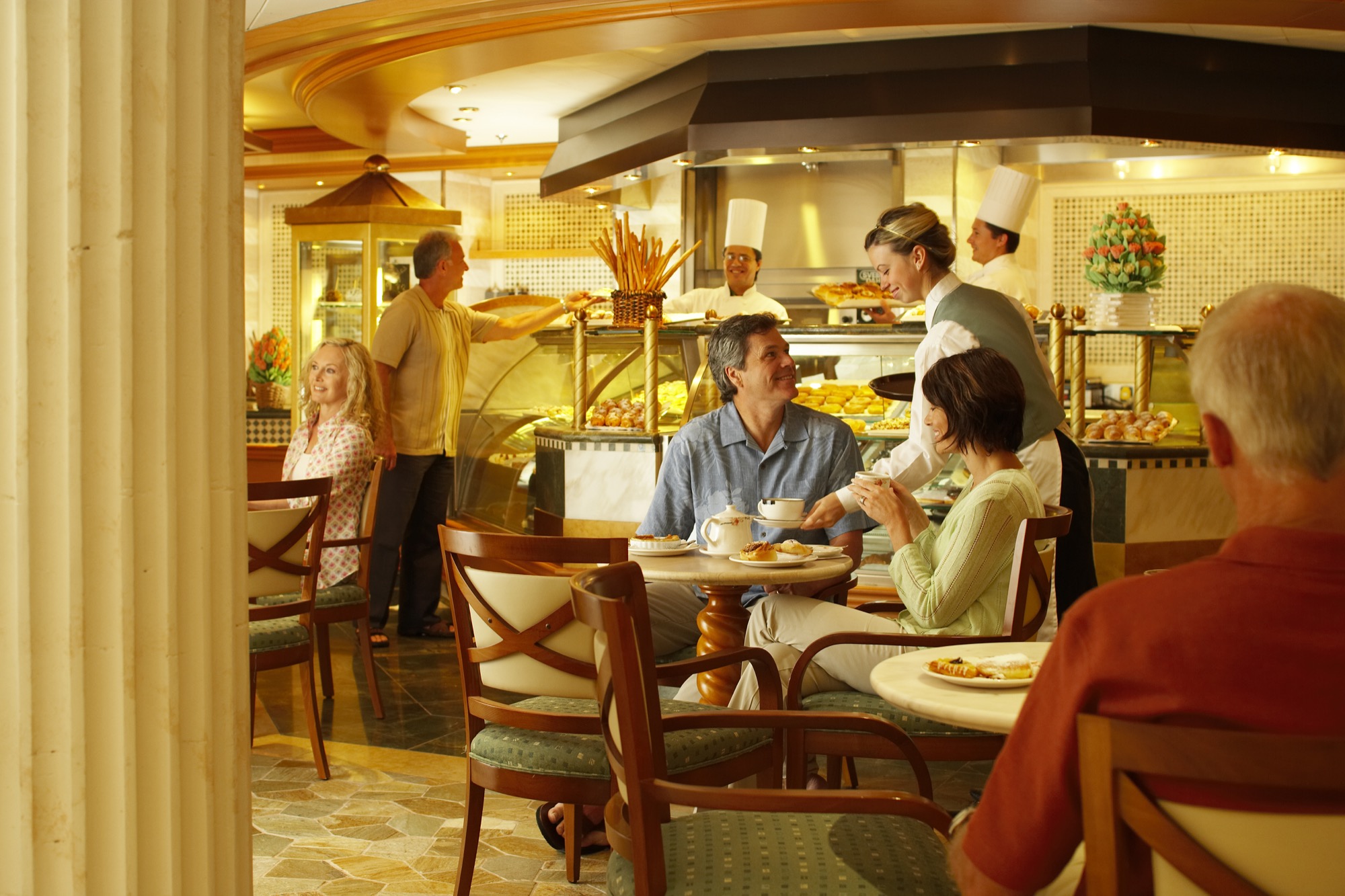 Princess Cruises Coral Class Interior international.jpg