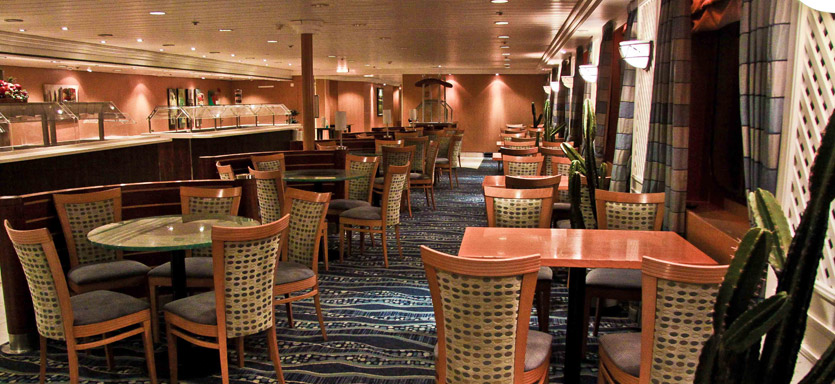 Pullmantur Horizon Interior Marche Gourmand.jpg