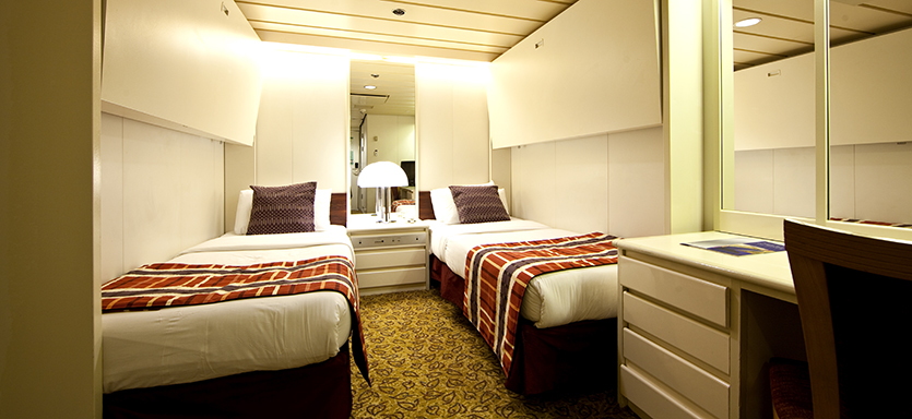 Pullmantur Horizon Accommodation Inside.jpg