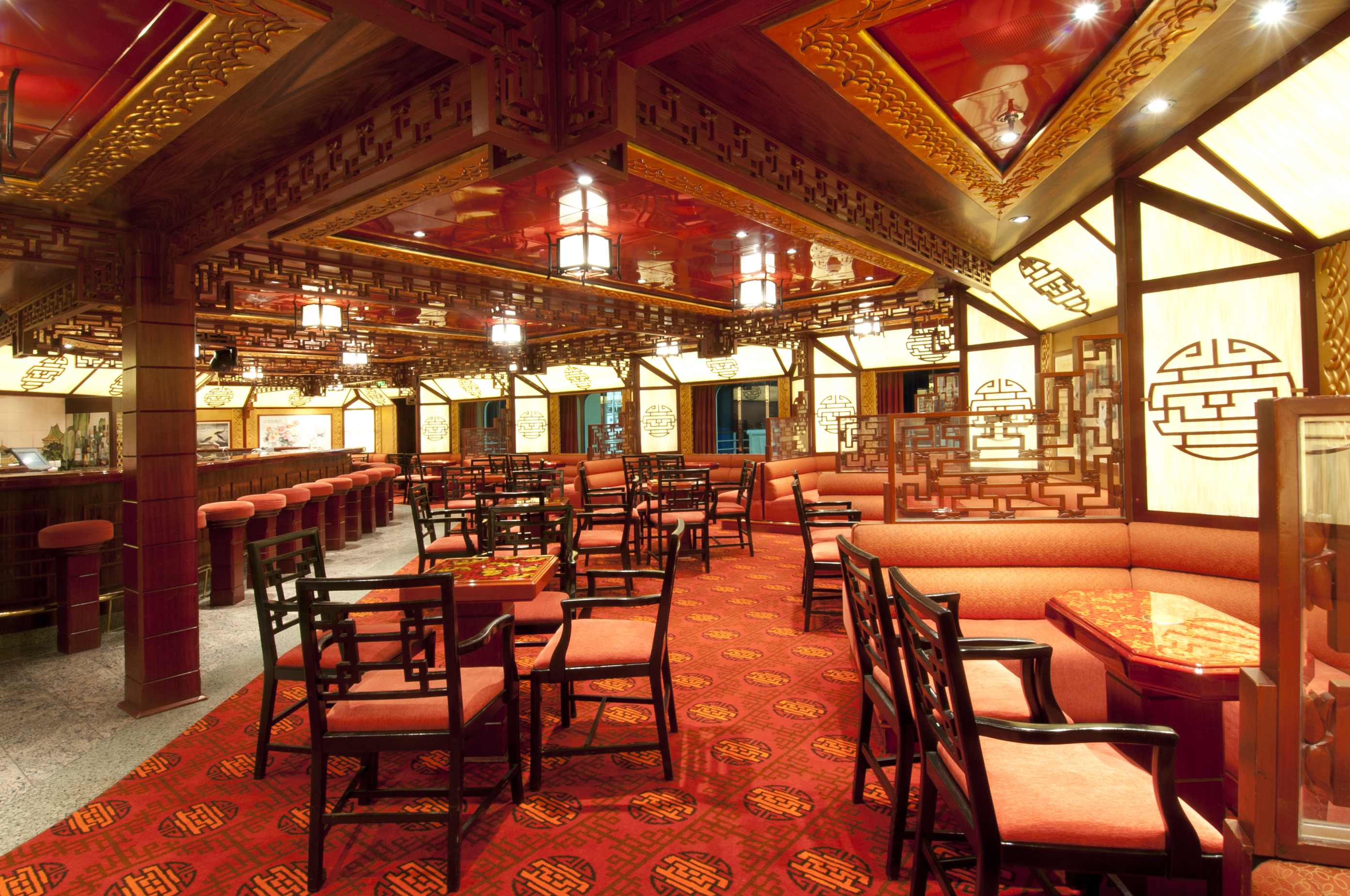 Carnival Spirit Shanghai Bar 1.jpg