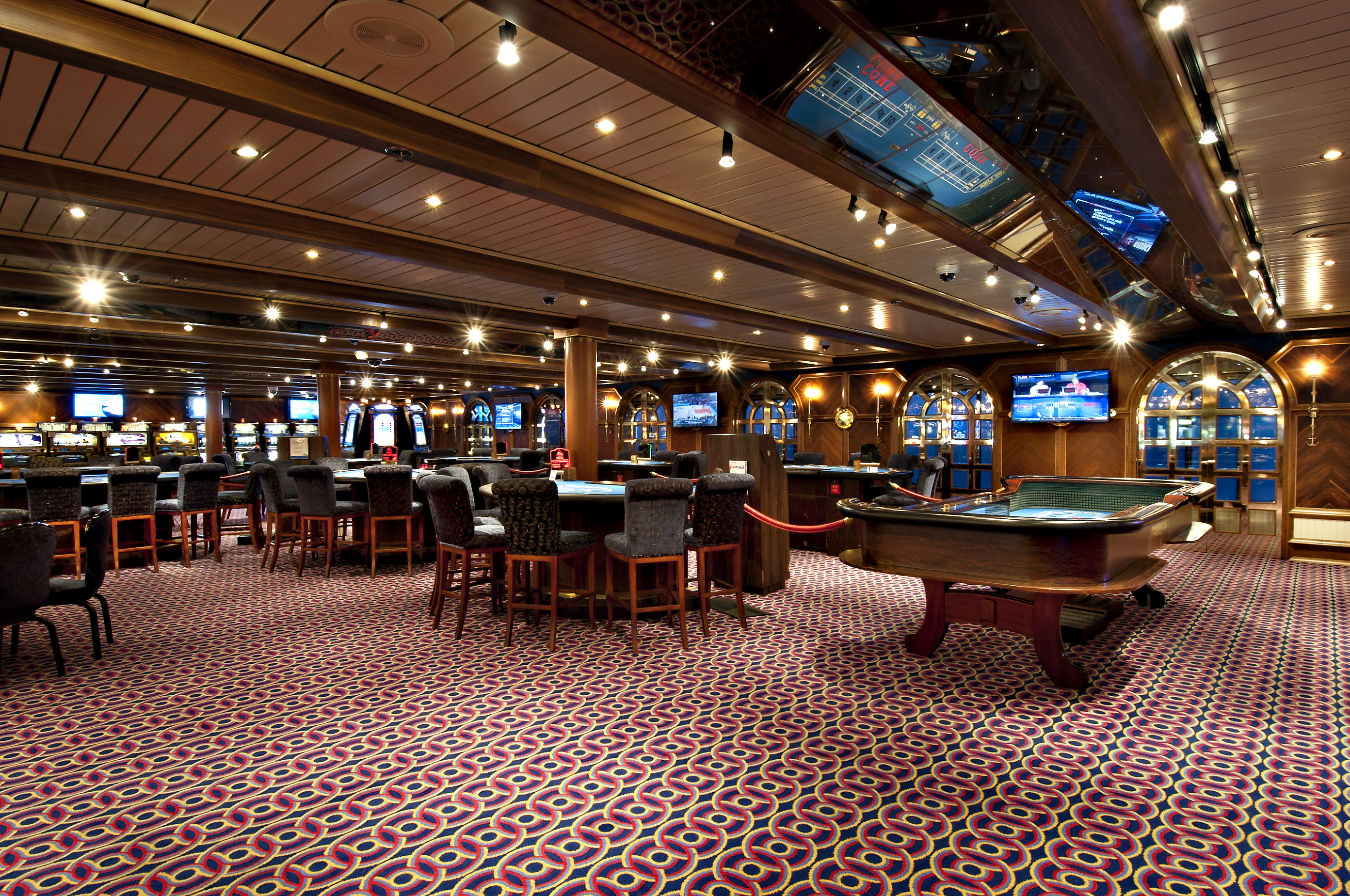 Carnival Miracle Mr Lucky's Casino 1.jpg