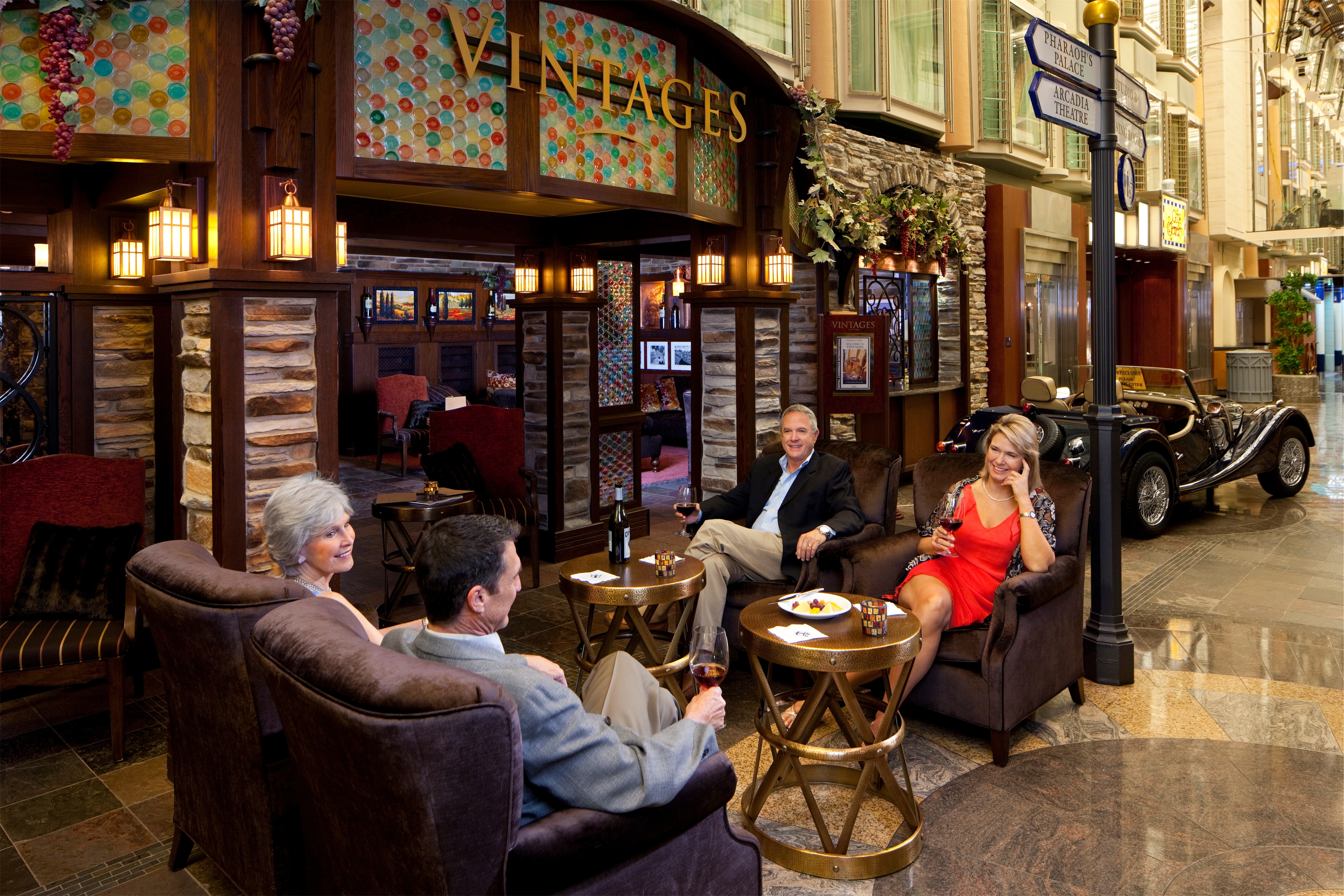 Royal Caribbean International Freedom of the Seas Interior Vintages 4.jpg