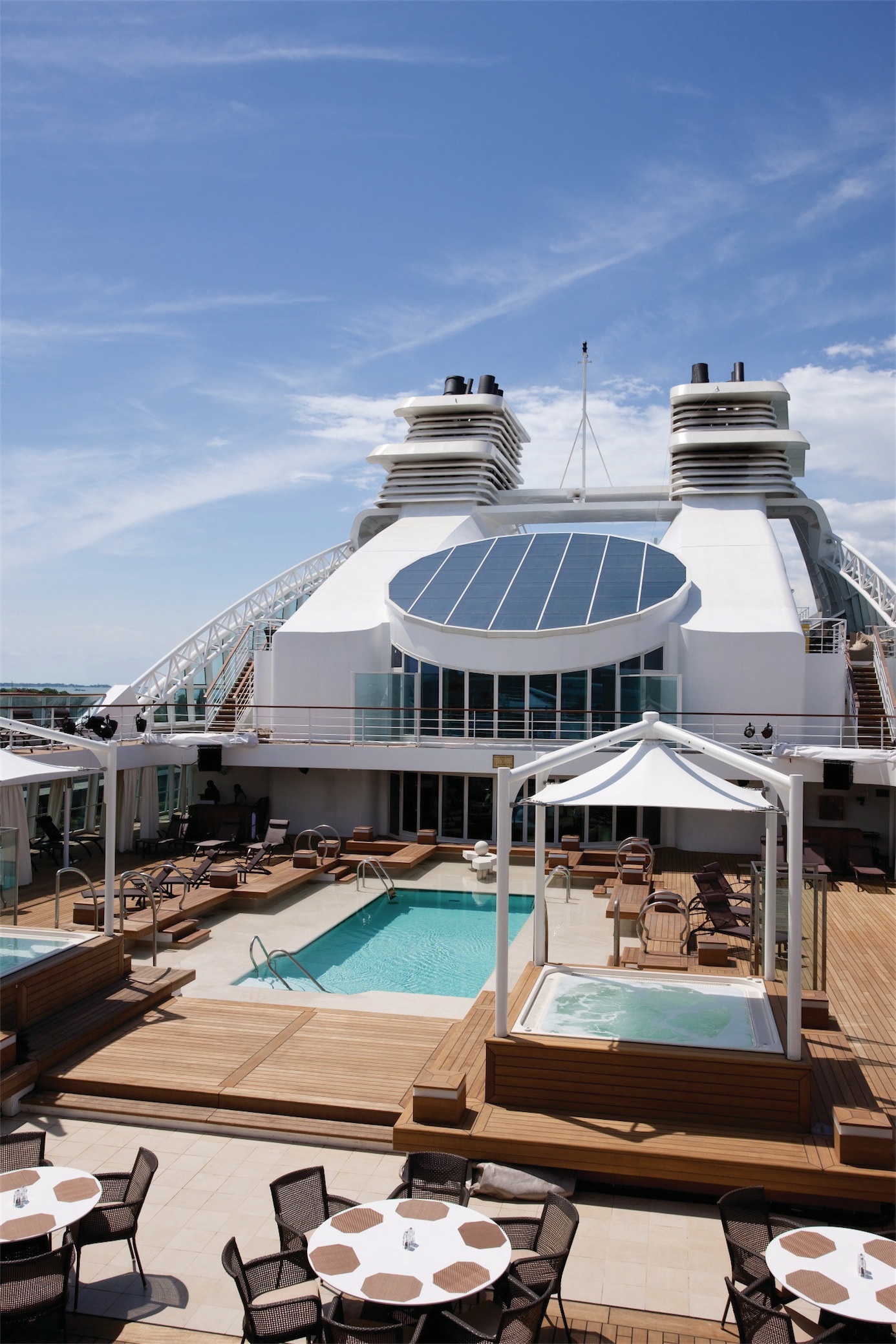 Seabourn Odyssey Class Exterior Pool Deck 3.jpg