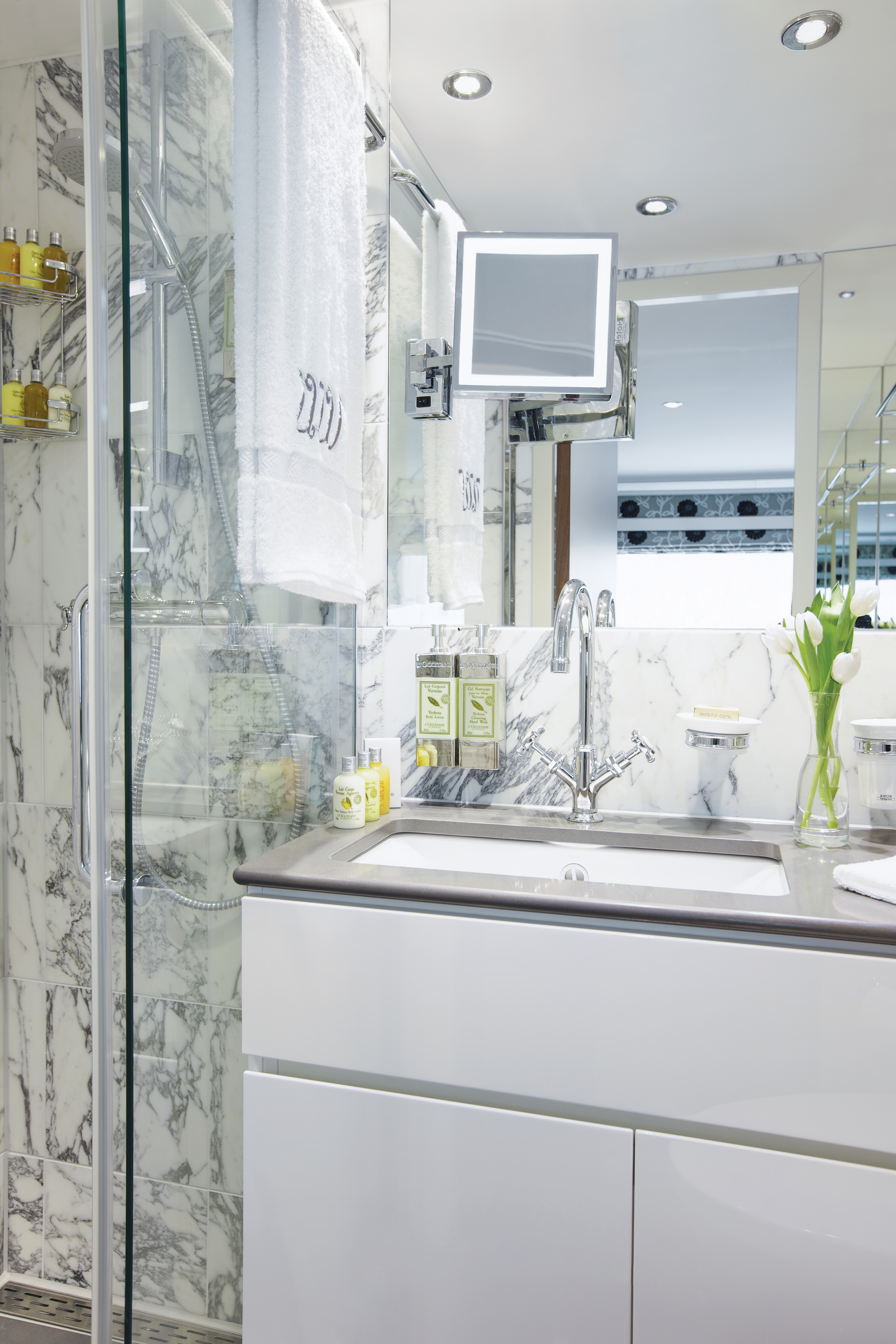 UNIWORLD Boutique River Cruises River Duchess Accommodation Bathroom.jpg