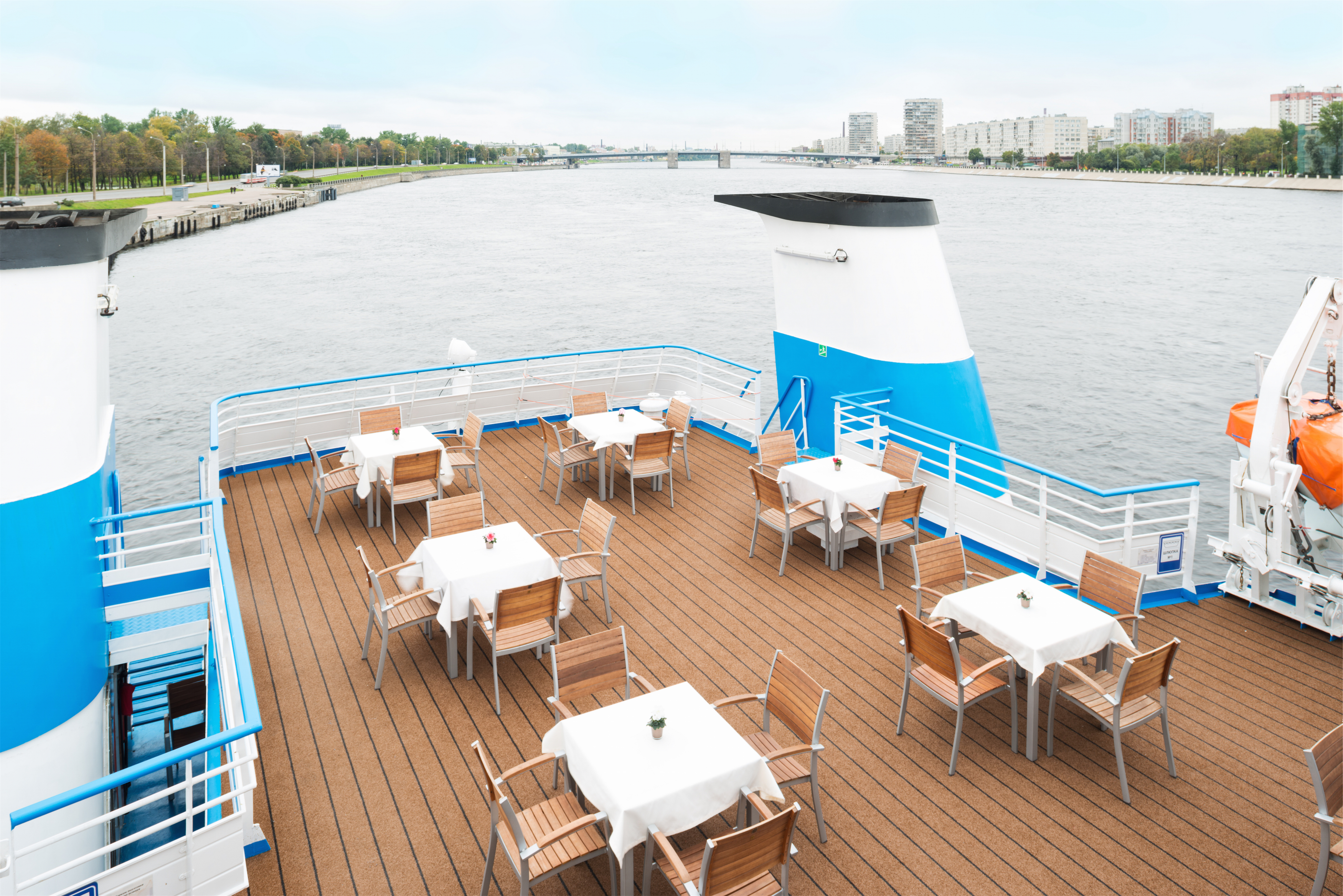 Scenic Tsar Exterior Sun Deck 1.jpg