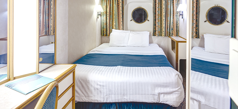 Pullmantur Monarch Accommodation Outside.jpg