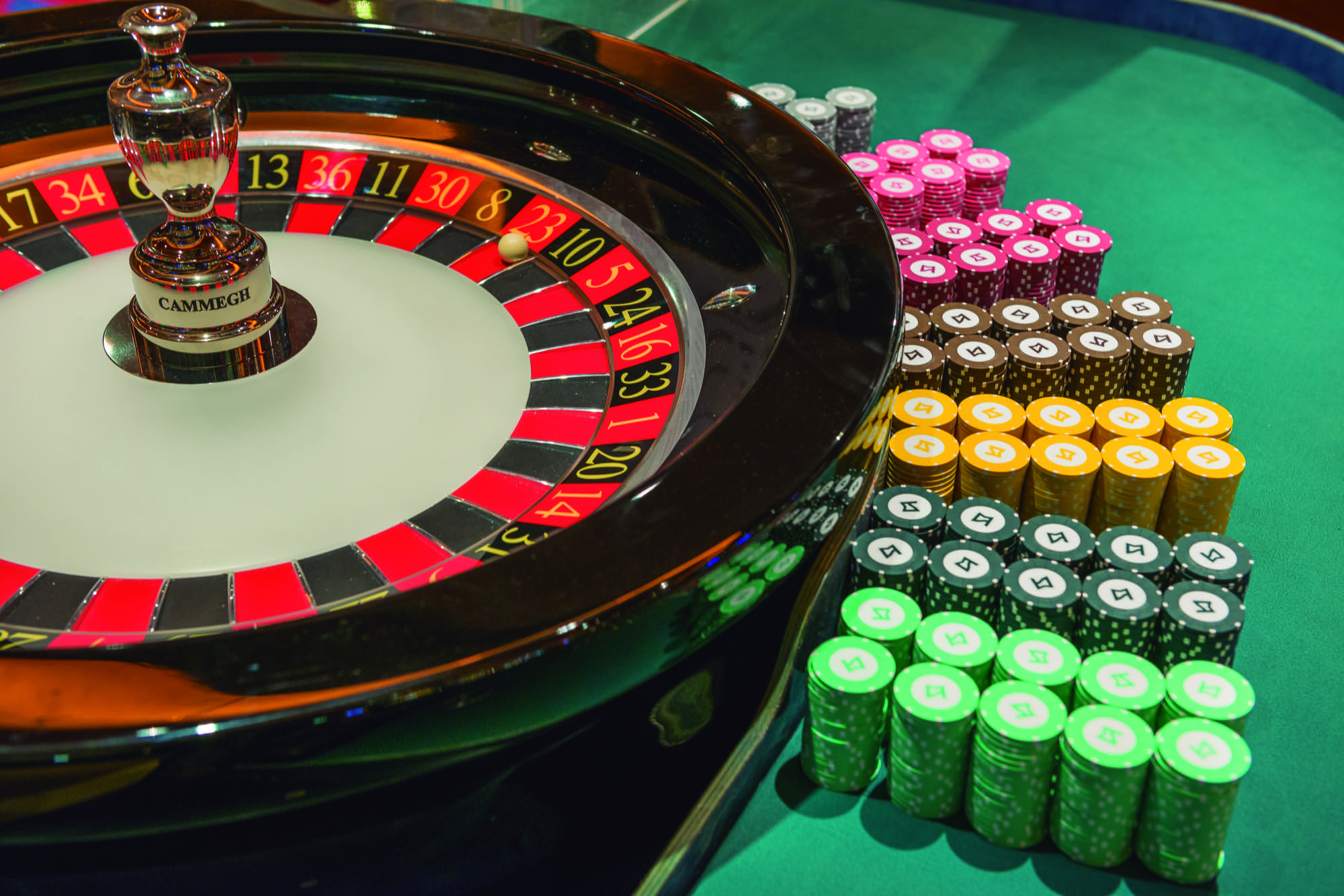 Pullmantur Monarch Interior Casino 3.jpg