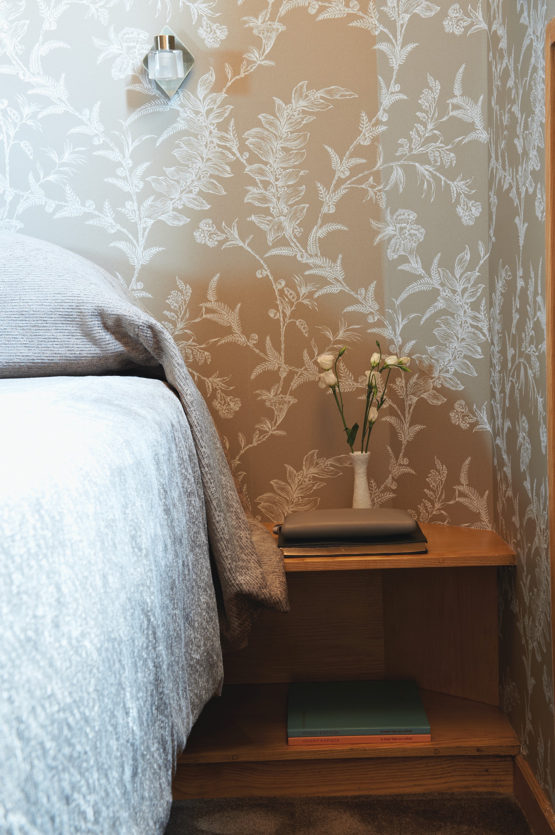 Belmond River Cruises Belmond Hirondelle Accommodation Bedroom 2.jpg
