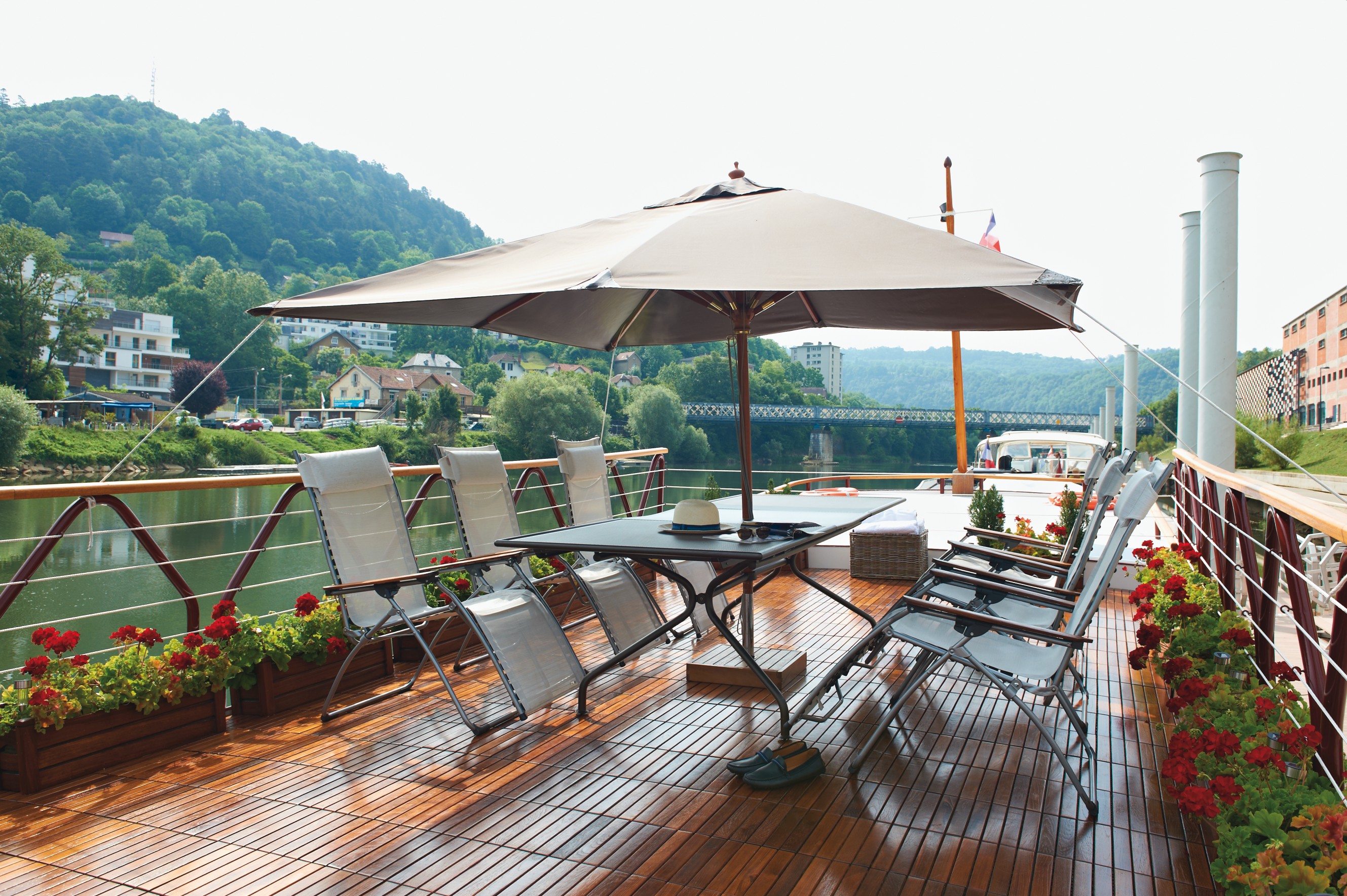 Belmond River Cruises Belmond Hirondelle Exterior Deck 2.jpg