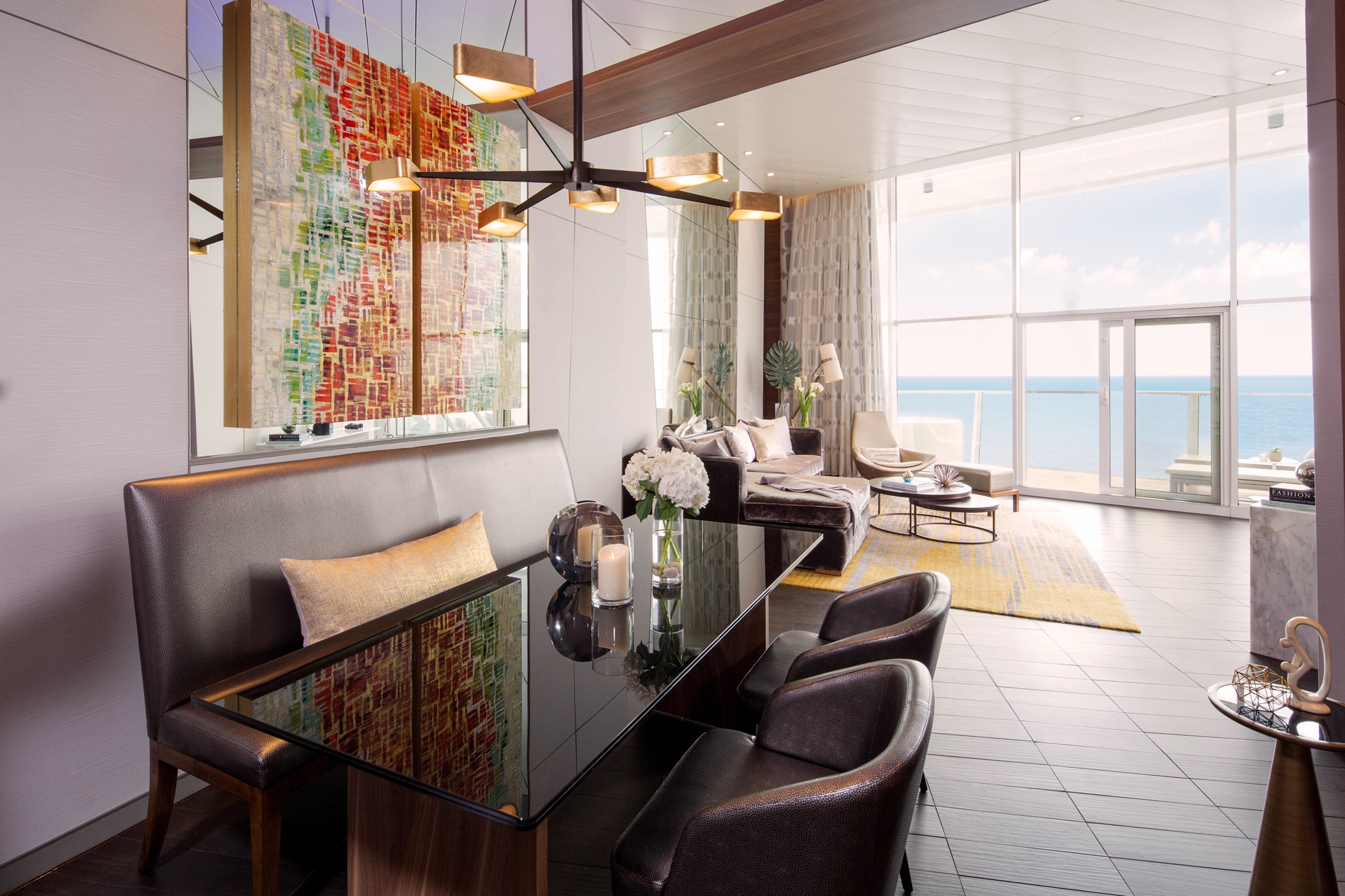 Royal Caribbean International Oasis of the seas accommodation Royal suite 2.jpg