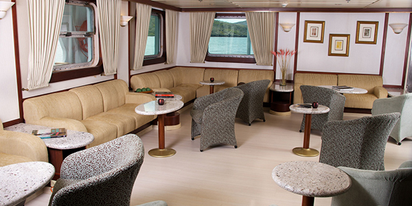 Avalon Waterways Isabella II Interior Saloon 2.jpg