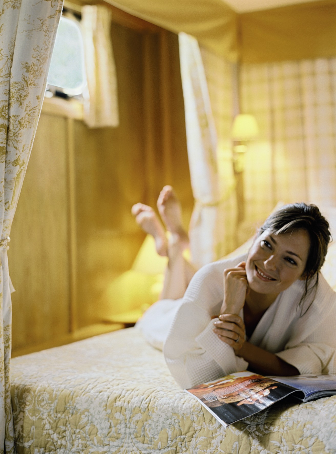Belmond River Cruises Belmond Fleur de Lys Accommodation Bedroom 2.jpg