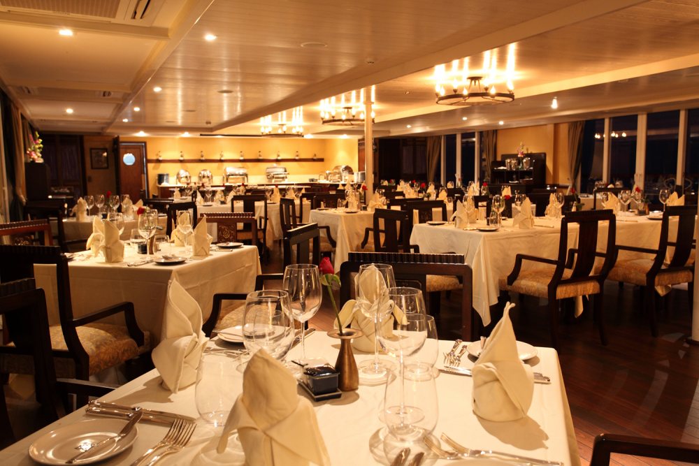 Riviera Travel RV Jayavarman Interior Indochine Restaurant.jpg
