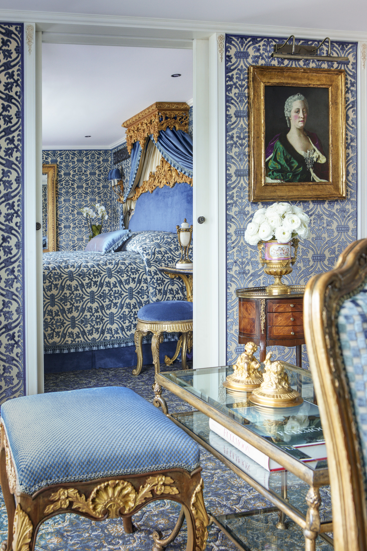UNIWORLD Boutique River Cruises SS Maria Theresa Accommodation Royal Suite 2.jpg
