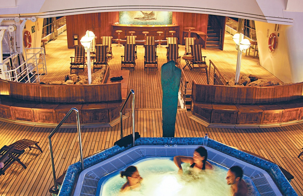 Lindblad Expeditions National Geographic Orion Exterior Whirlpool.jpg