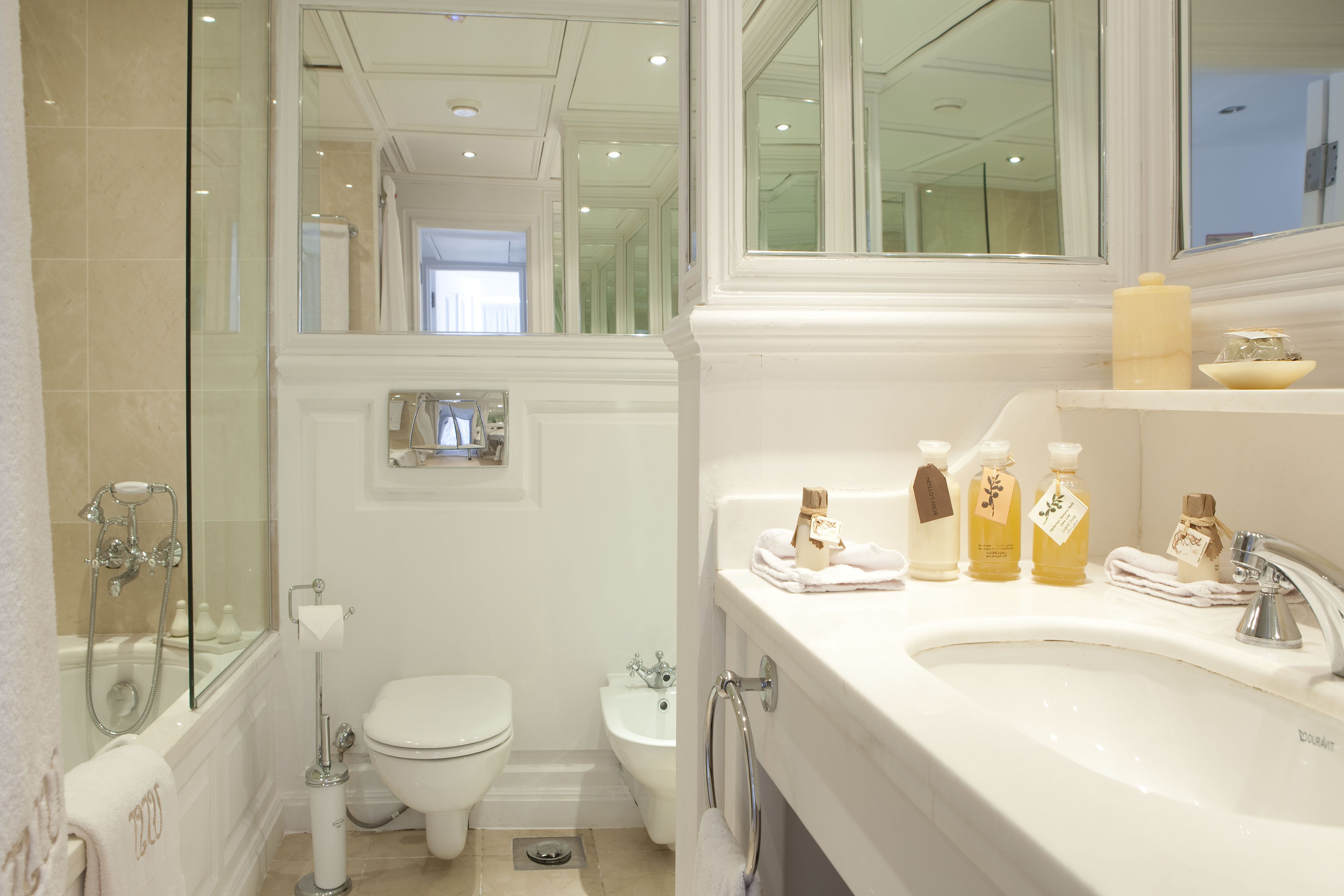 UNIWORLD Boutique River Cruises River Tosca Accommodation Bathroom.jpg