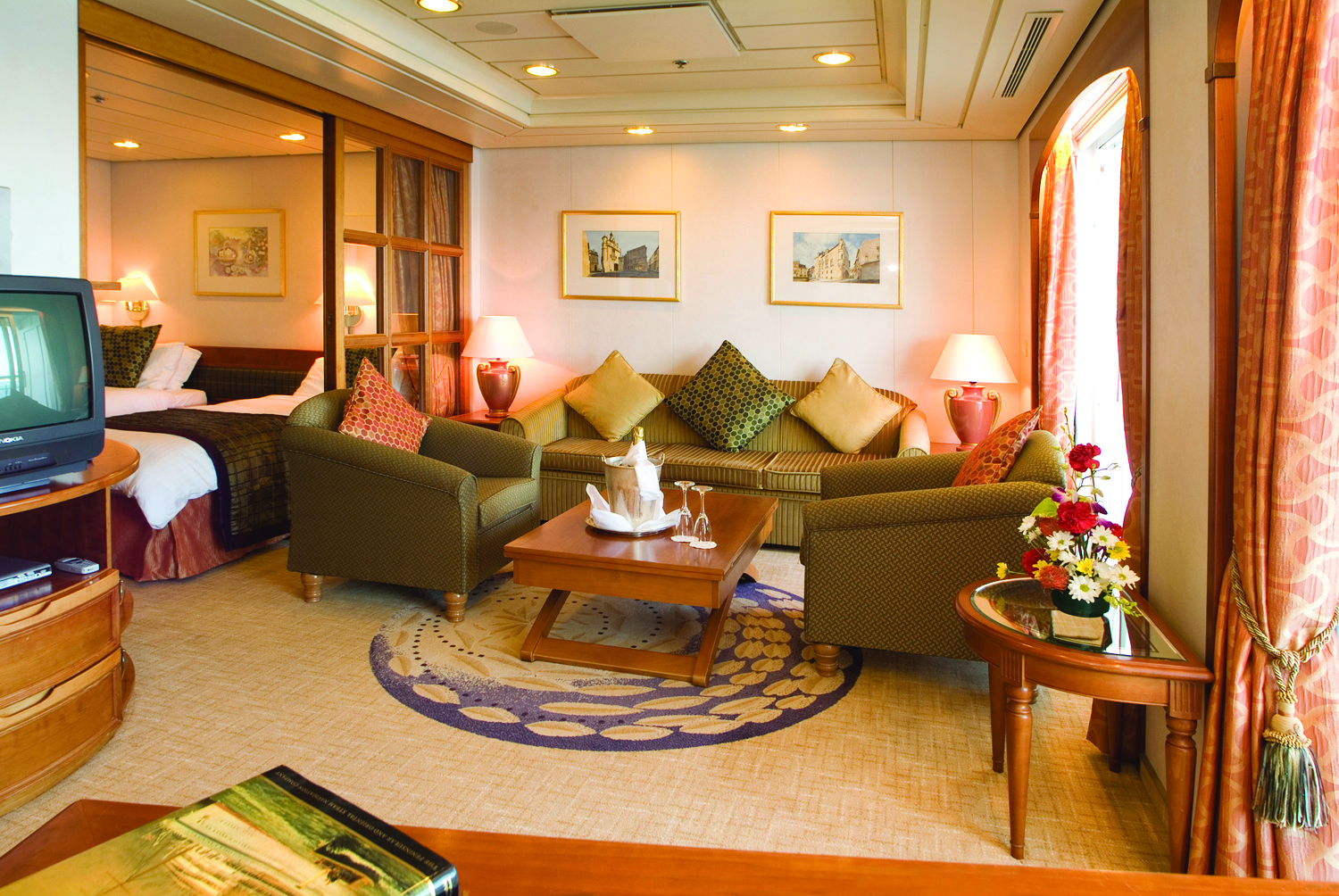 P&O oriana suite 2014.jpeg